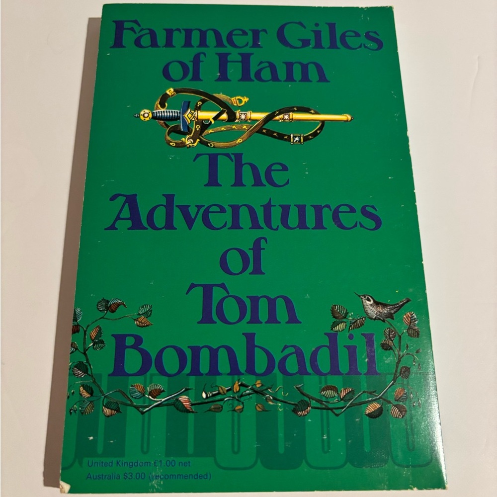 Tolkien Paperback Boxed Set - Picture 11 of 15